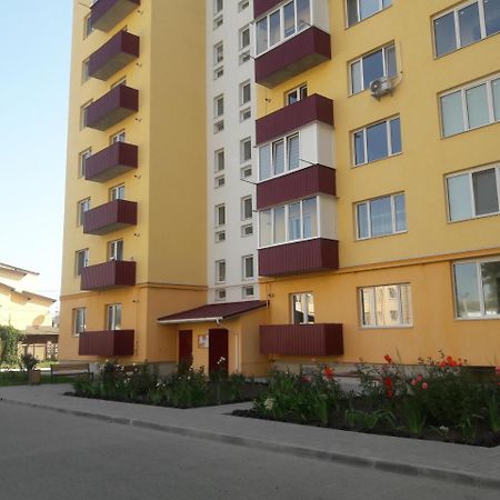 קאמיאנטס - פודיסקי Apartments Koryatovichi Street מראה חיצוני תמונה