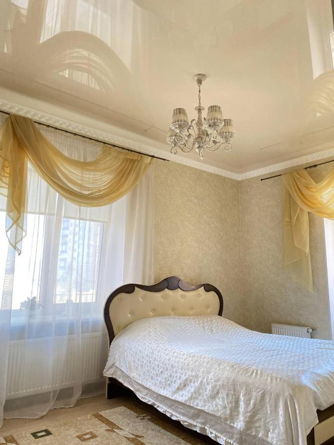 קאמיאנטס - פודיסקי Apartments Koryatovichi Street מראה חיצוני תמונה