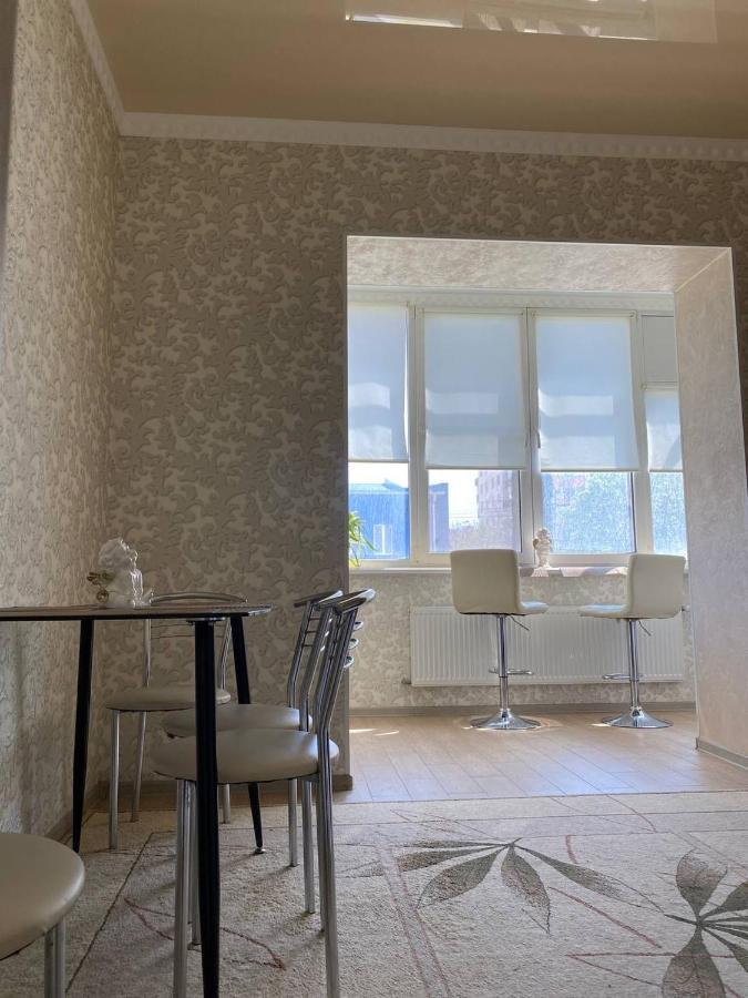 קאמיאנטס - פודיסקי Apartments Koryatovichi Street מראה חיצוני תמונה